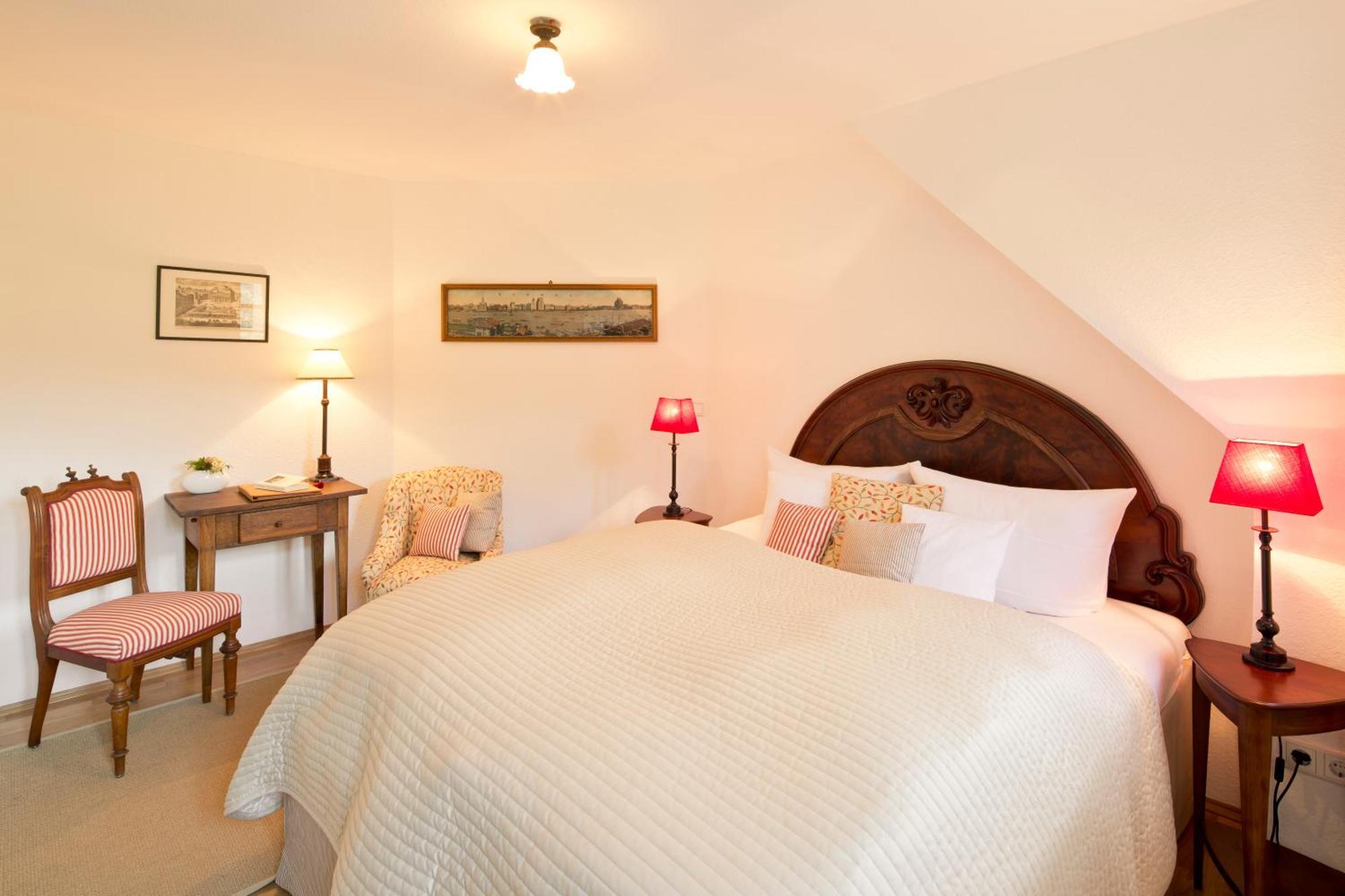 Romantik Hotel Landhaus Baerenmuehle Frankenau Номер фото